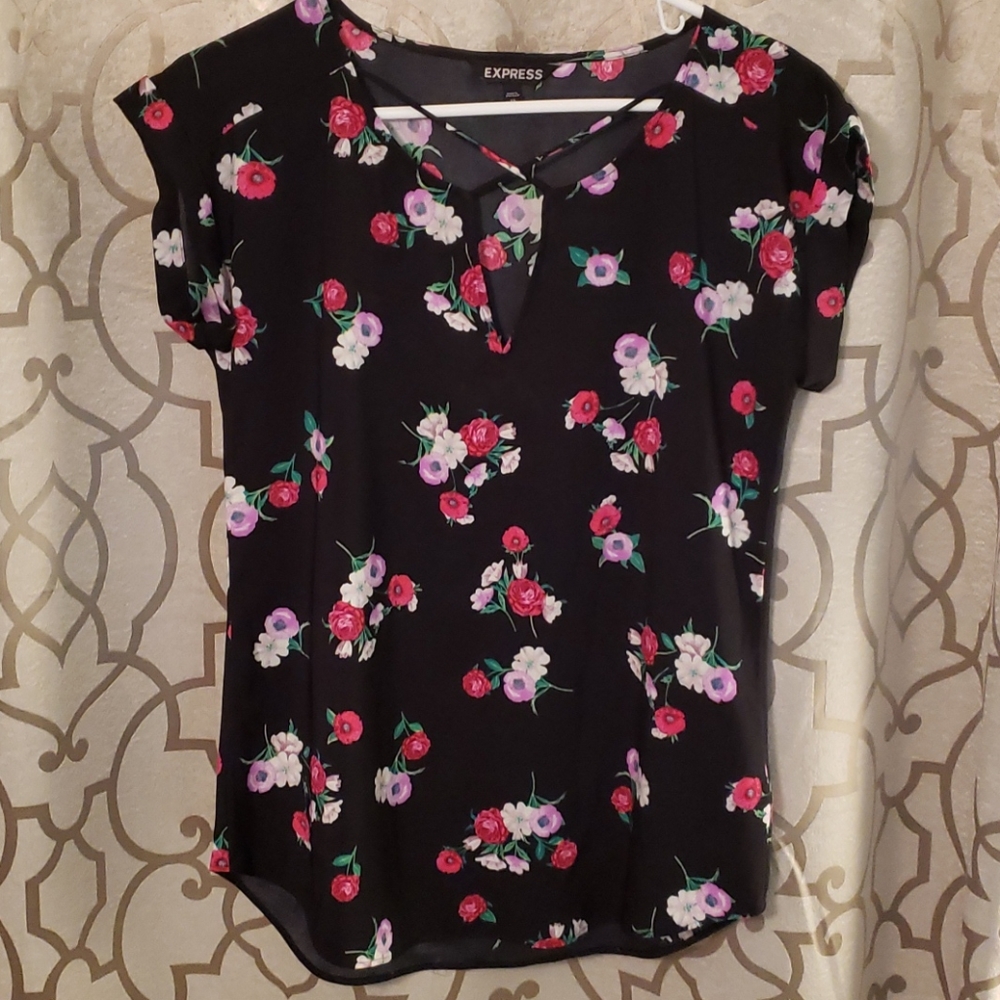 Gorgeous Express, cross front blouse